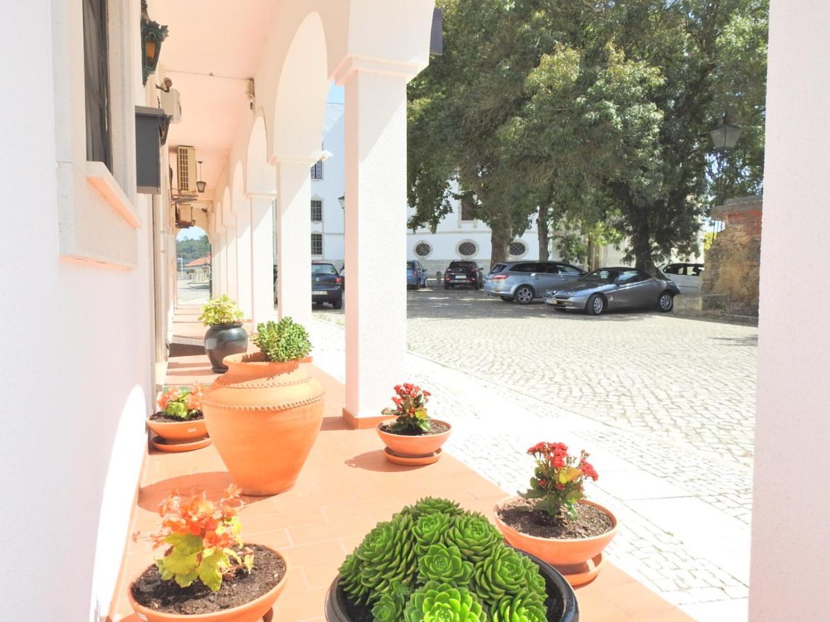 Hospedaria Do Senhor Da Pedra Óbidos Buitenkant foto